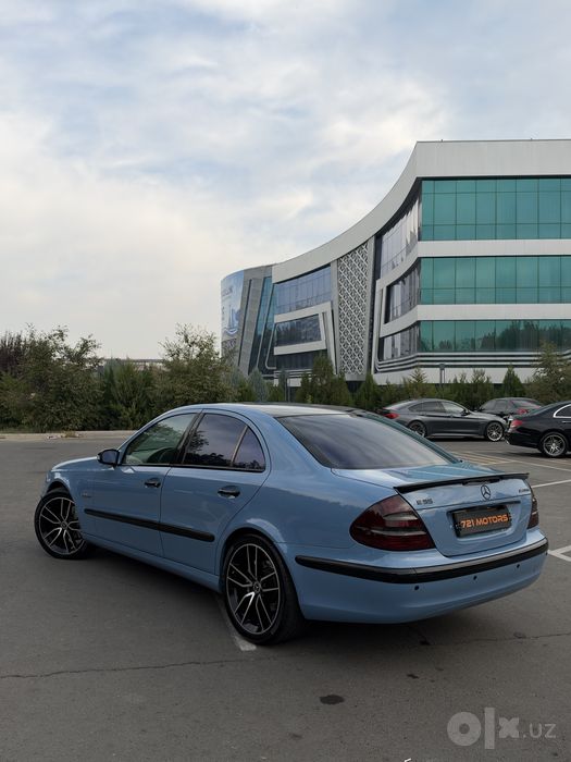 Mercedes Benz W211 E240