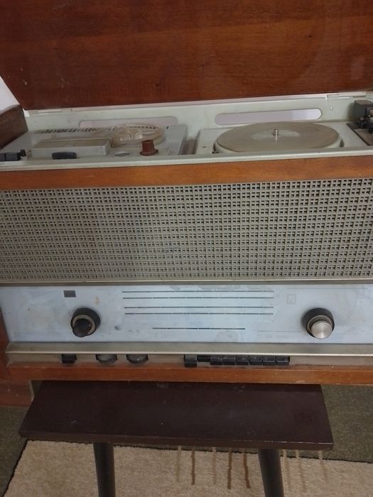 Продам радиомагнитолу