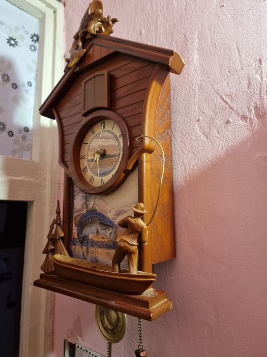 Ceas electronic cu tematica pescareasc