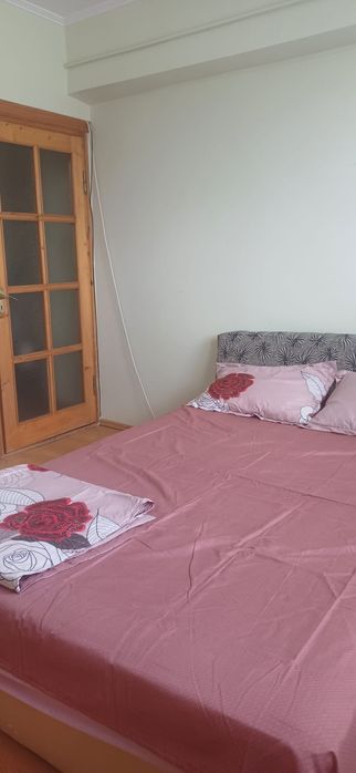 Apartament 2 camere,Icfrimu,:300euro/luna