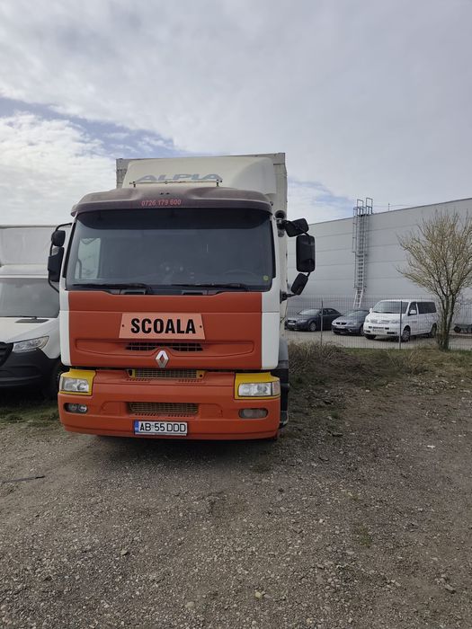Autoutilitara Renaut Premium- Scoala Auto