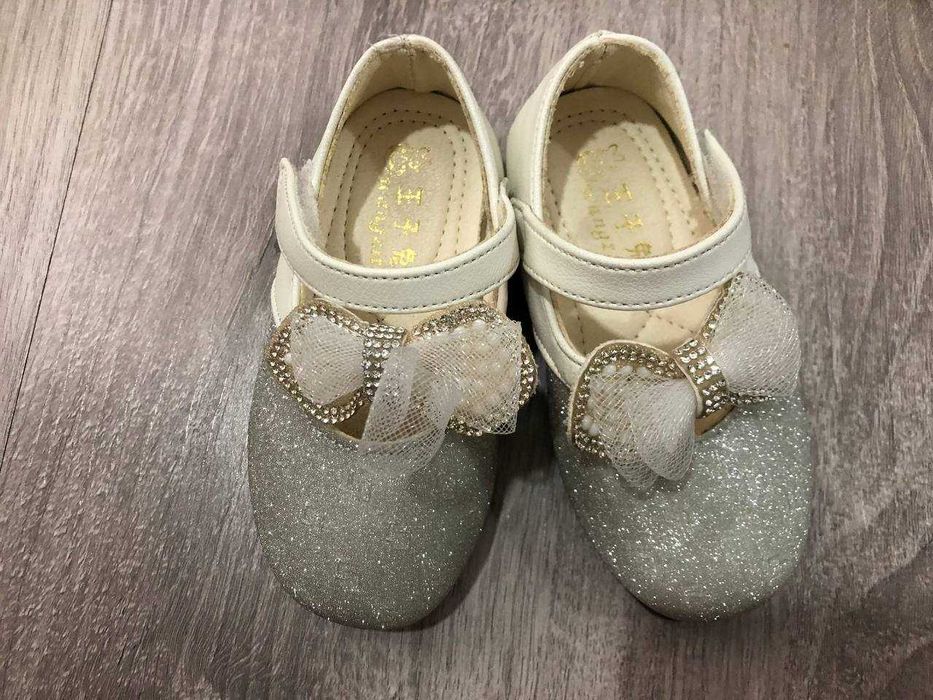 Обуви размер 22 холати идеал