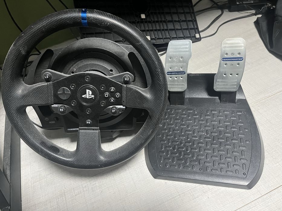 Thrustmaster T300 RS