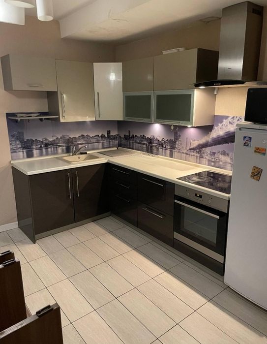 Сдам квартиру в аренду. Байзакова 155- Толе би