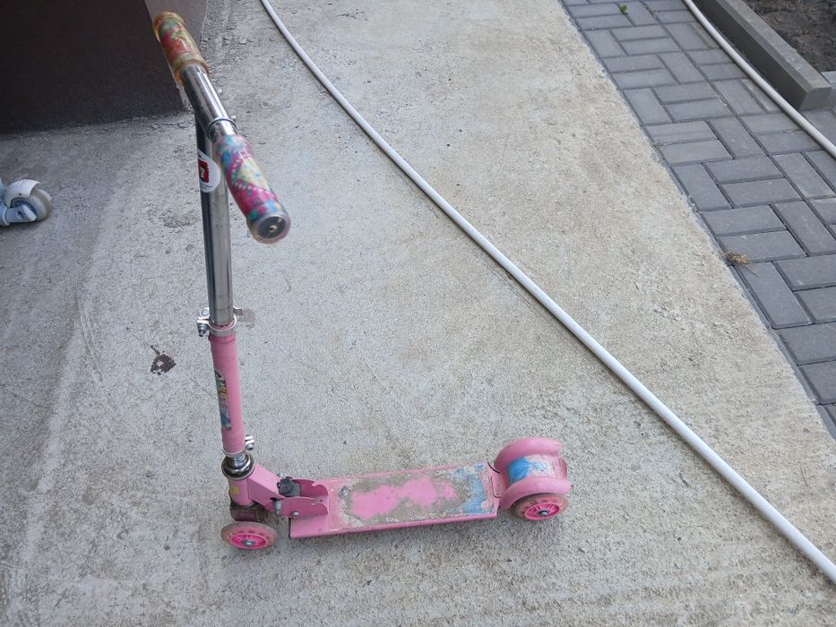 Продам детский самокат в хорошем состоянии