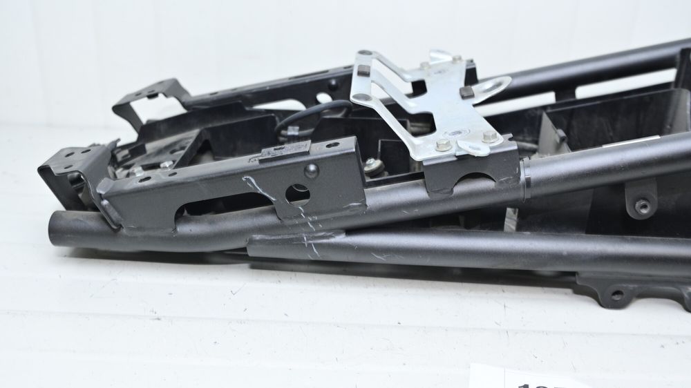 Yamaha FZ8 2010 - 2015 Cadru Codita Spate Undertail Aparatoare Plastic