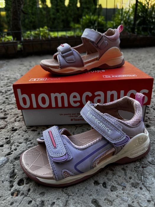 Детски сандали Biomecanics 30н & Gioseppo 29н
