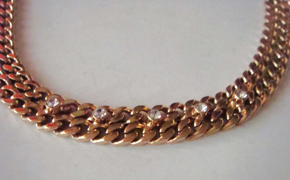 Дамско     колие