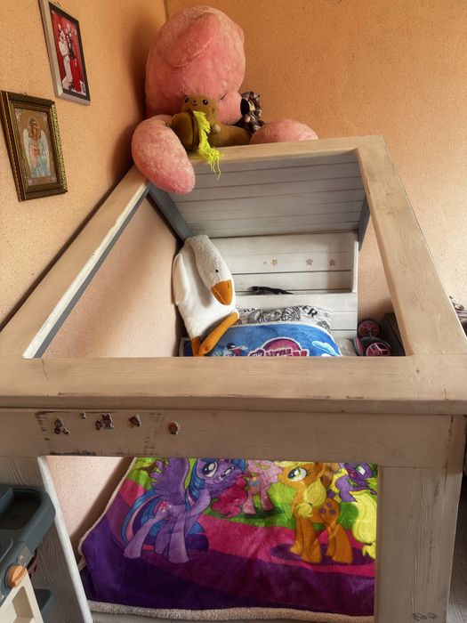 Продам детскую кроватку