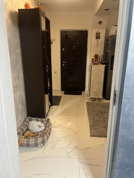 Vand apartament Craiovita Noua