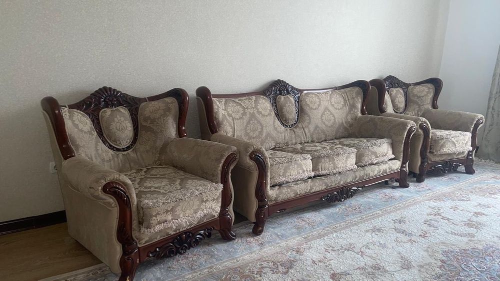 Диван мебельный б|у