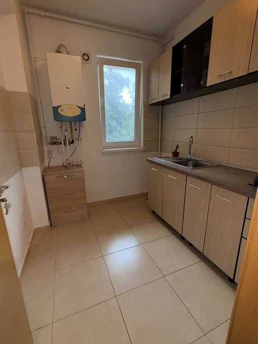 2 camere 49mp Bazilescu an 2013 str Panciu Damaroaia sector 1