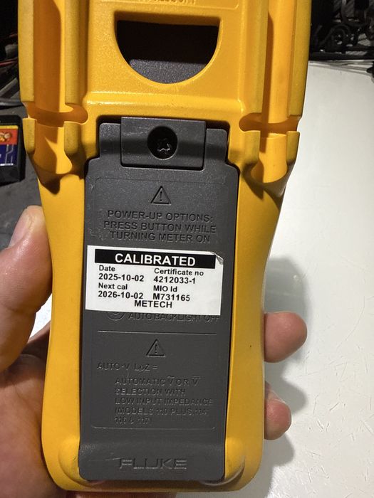 Fluke 117  multimetru