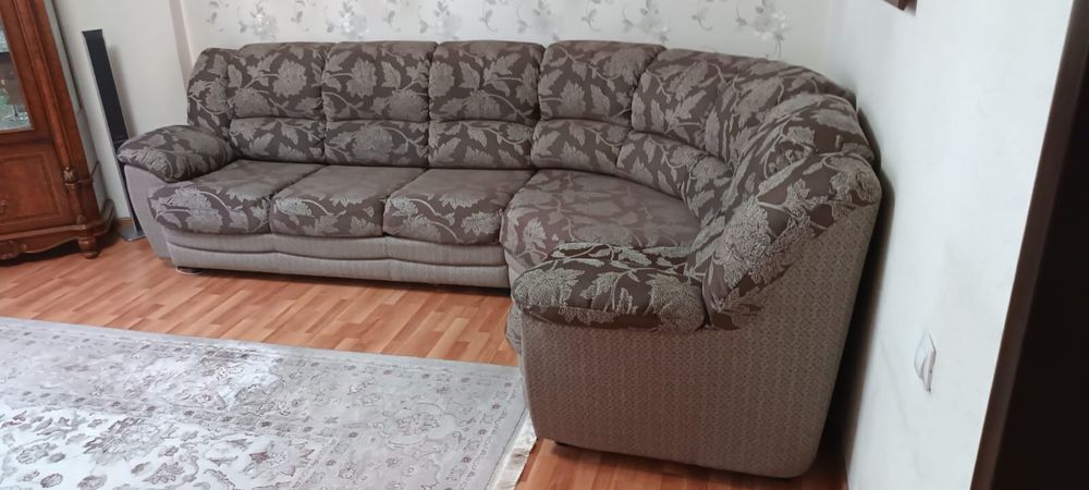 Беларусский угловой диван 3,2 На 1,5