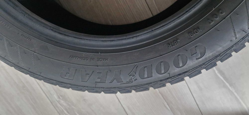 Зимни гуми 195/55/R16 GOODYEAR
