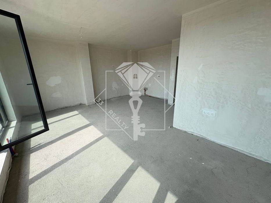 Продава се Тристаен апартамент в Пловдив, Тракия - 147 кв.м за 1279 €/кв.м - Снимка #1