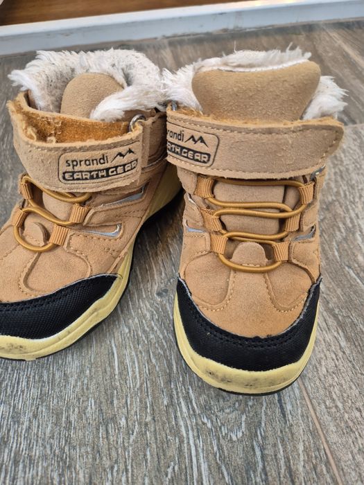 Ghete iarna  Sprandi ,copii