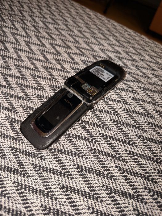 телефон nokia 6131