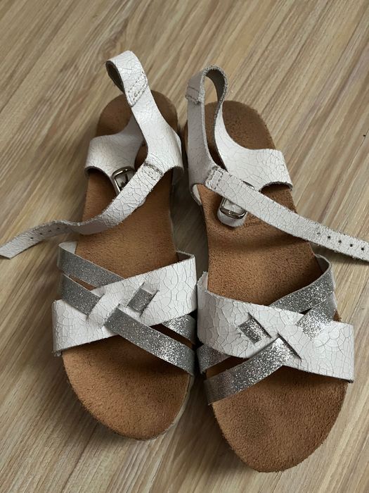 Сандали   Yokono