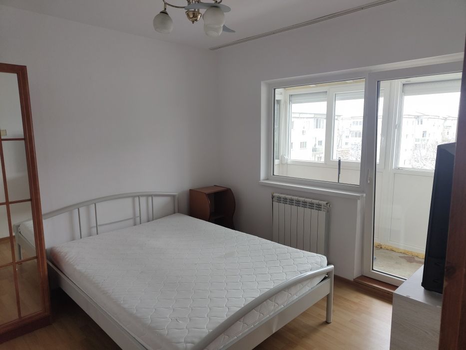 Chirie apartament 2 camere  Rogerius mobilat, utilat 260 euro