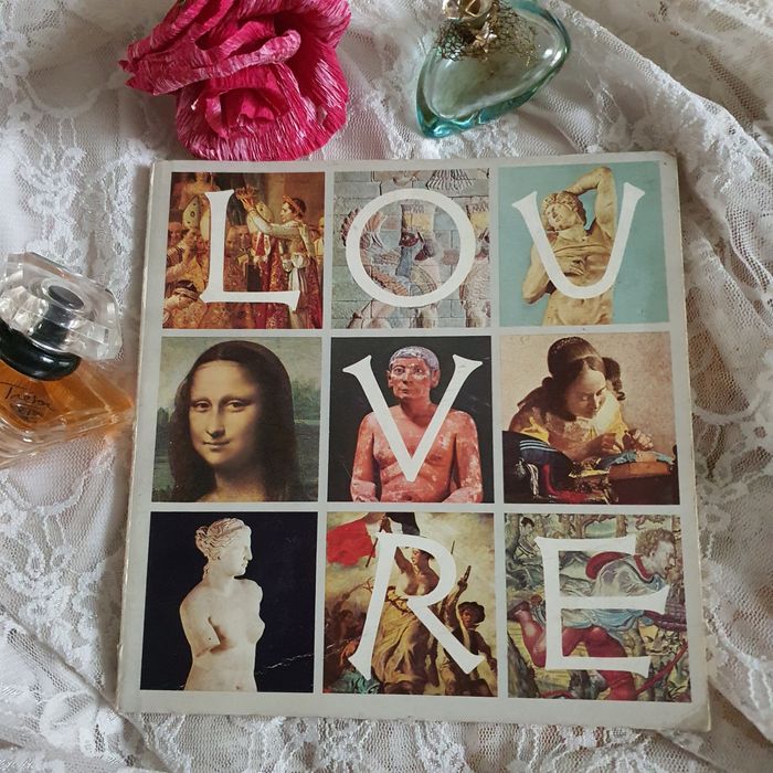 Carte album vechi arta pictura Louvre