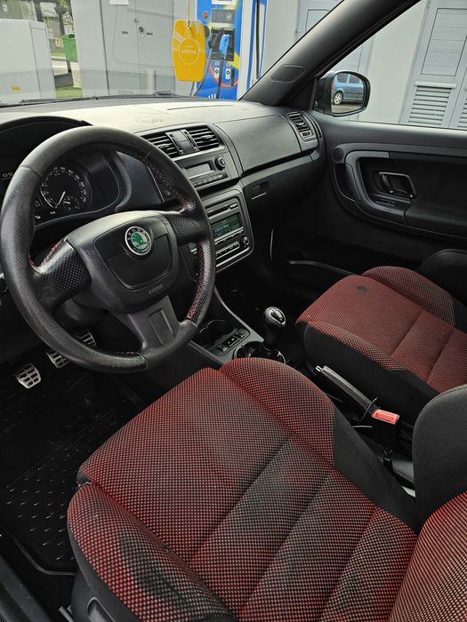 SKODA Fabia 2012 — imagine 5