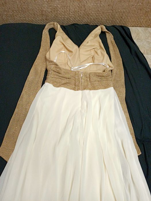 Красивое вечернее платье