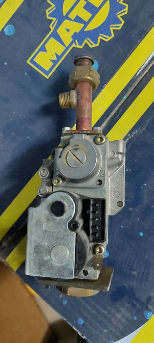 Продам запчасти на котел