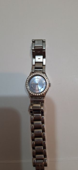 Часы Swatch и Rado