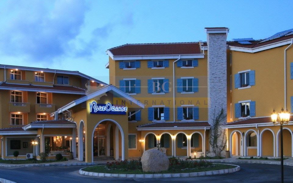 Нова специална цена_На брега на морето_Blue Orange