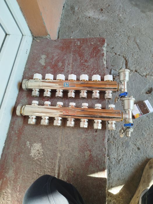 Distribuitoare încălzire pardoseala