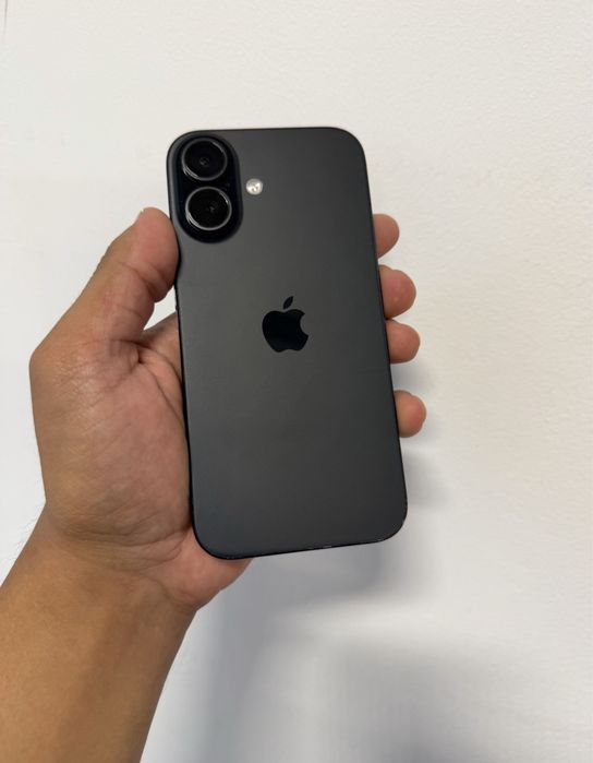 iPhone 16 с гарантией