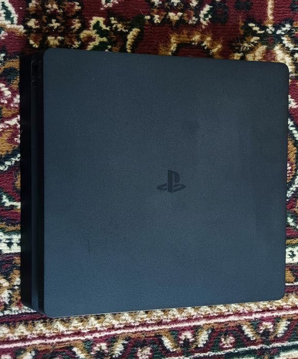 Ps4 slim 1 Tb, holati ideal