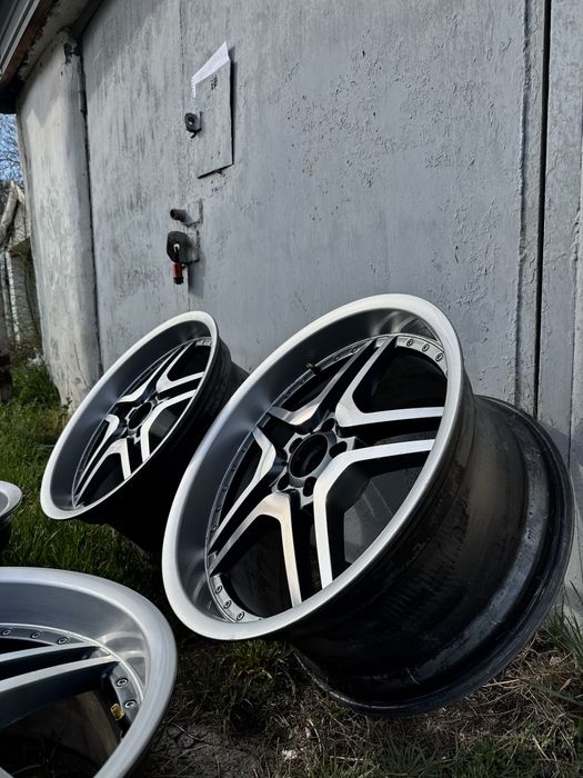 Продам диски на мерс 5х112