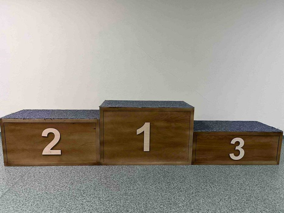 Стълбица за награждаване продажба или под наем