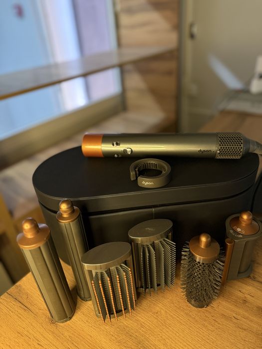 Dyson Airwrap HS05
