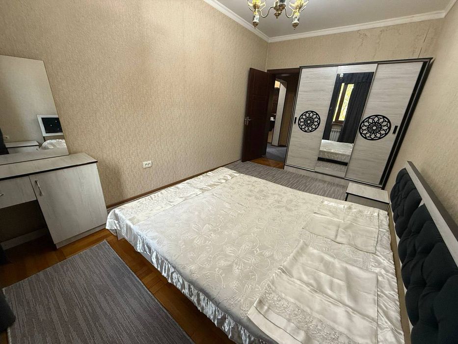 Chilonzor metro oqtepa lavash yonida