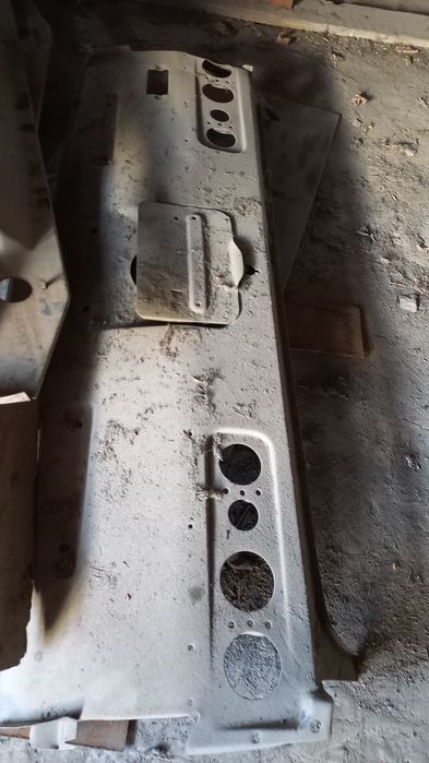 панел задний на москвич 412