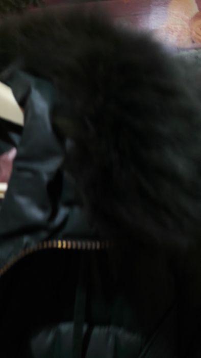 Куртка женская с натуральным мехом на капюшоне