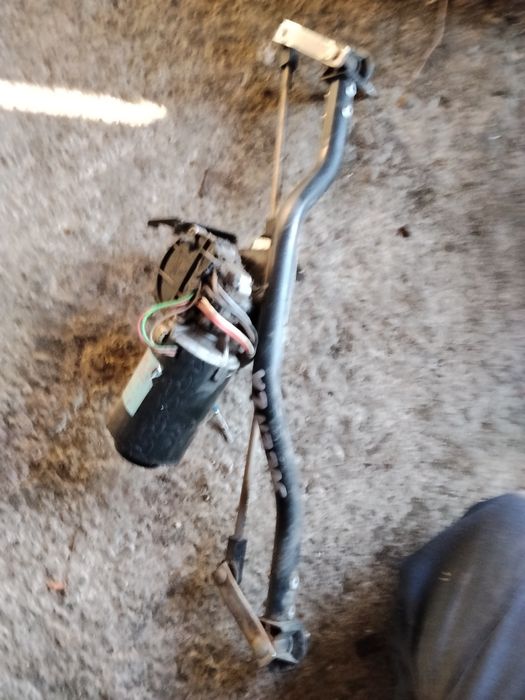 Sistem stergatoare solenza