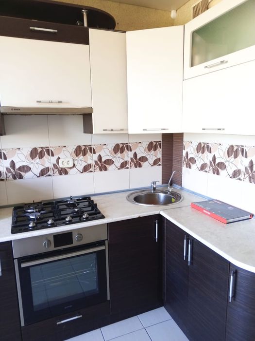 Продам  3- ком квартиру с ремонтом