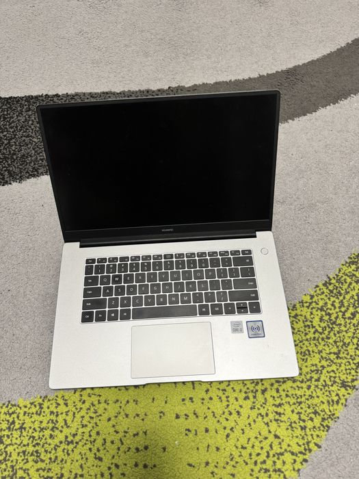 Laptop Huawei MateBook D15 (2020) – DEFECT DISPLAY