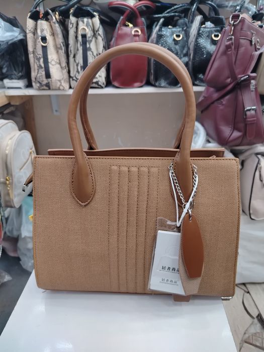 Sumkalar_qizlar_shoshilamiz