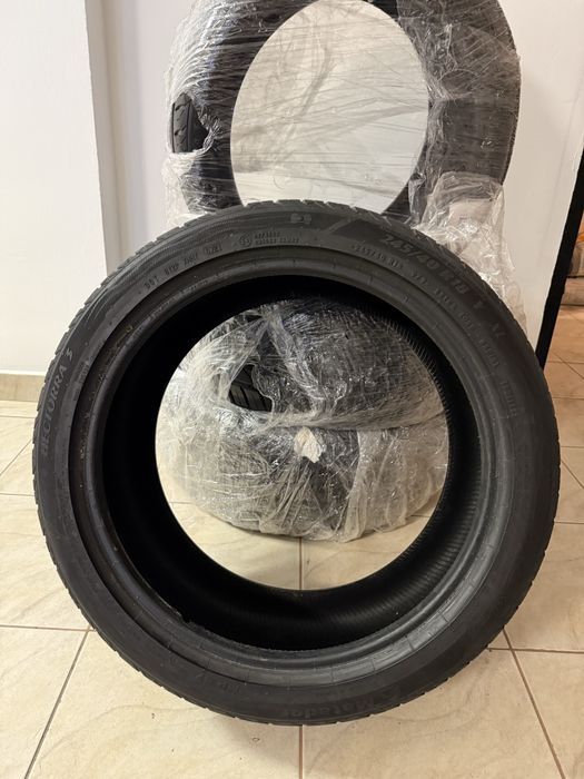 Anvelope vara 245/40/R18