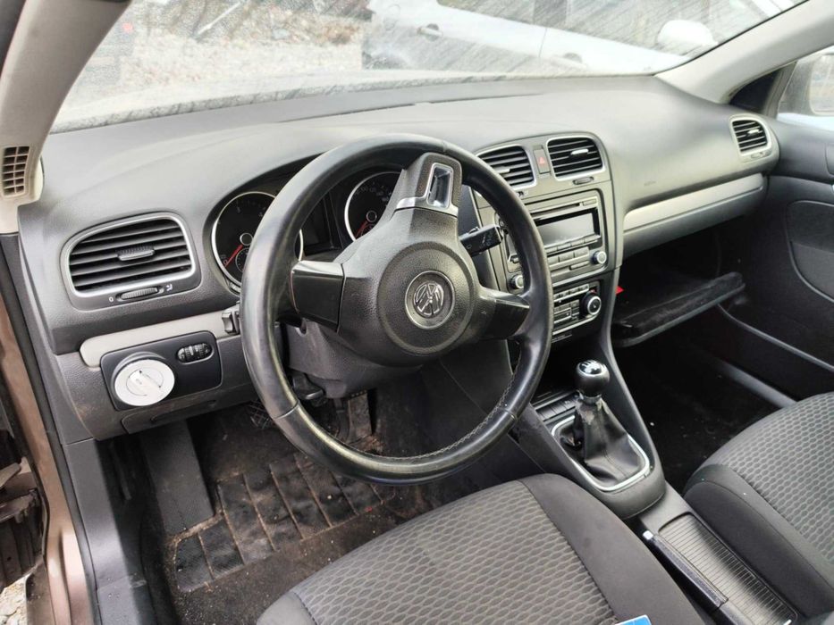 Golf 6 на части 1.6тди 77кв на части голф 6