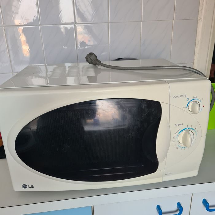 Микроволновая печь СВЧ