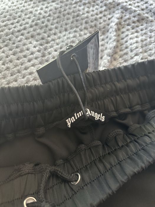 Pantaloni scurți palm angels noi,cu eticheta