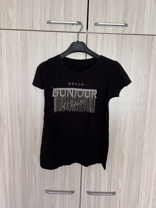 Продавам дамски тениски!