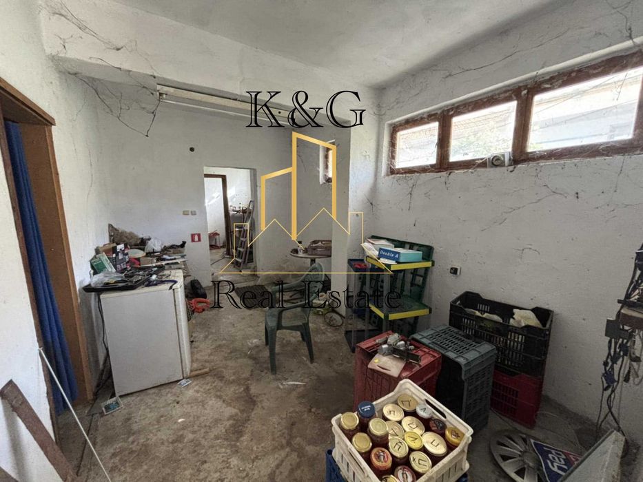 Продава се Магазин в Разград, Център - 127 кв.м за 1000 €/кв.м - Снимка #2