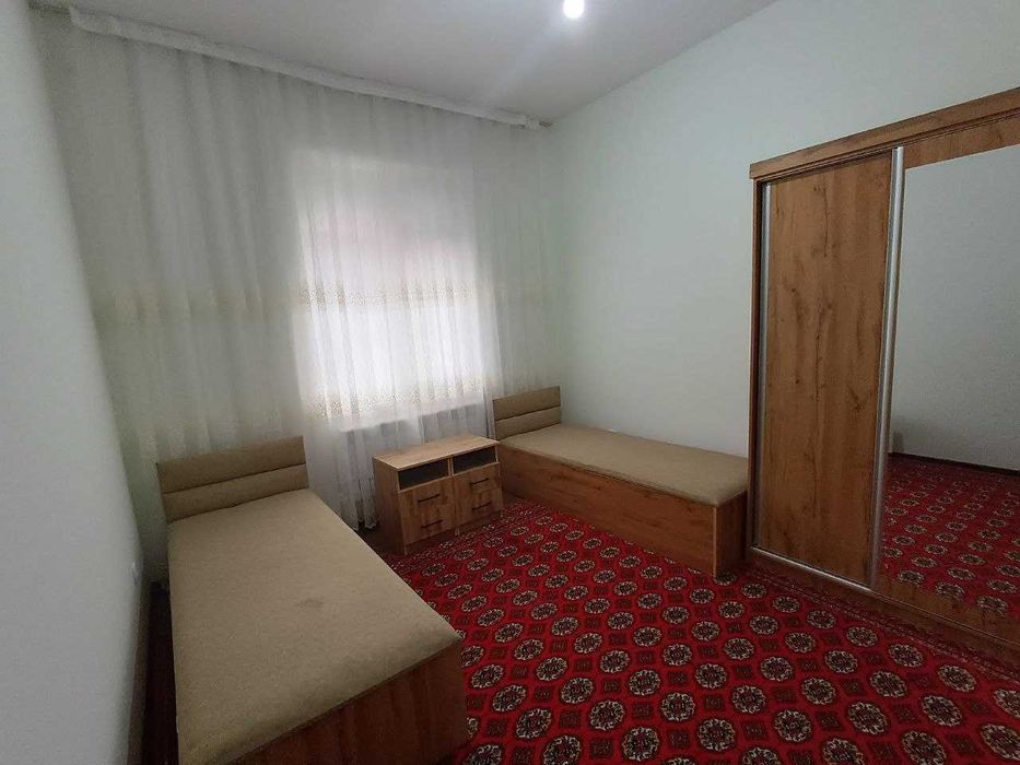 6 sotixli yangi kotej